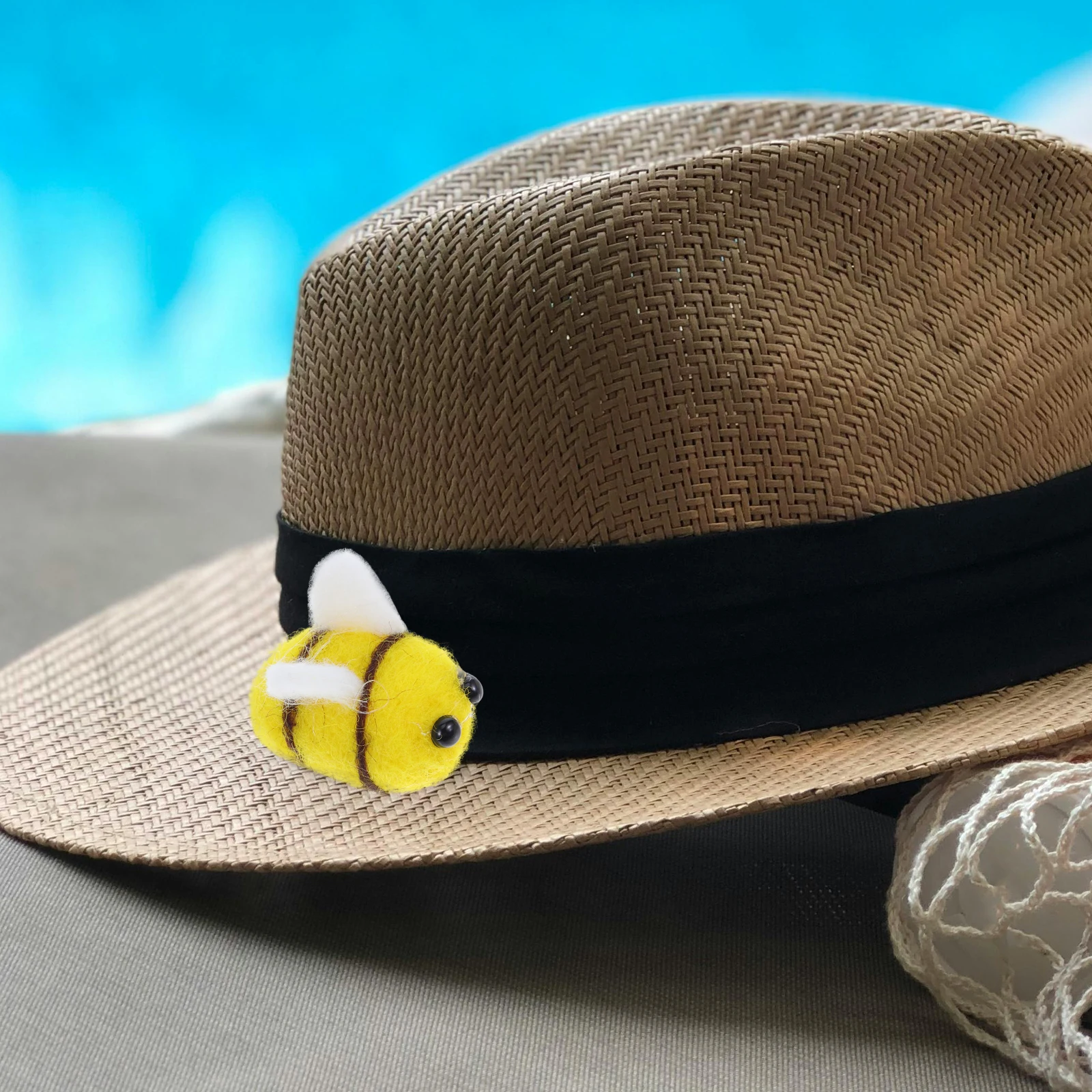 

6 PCS Wool Felt Bee Clothing Ornament Bees Stuff Decorations Hair Accessories for Crafts