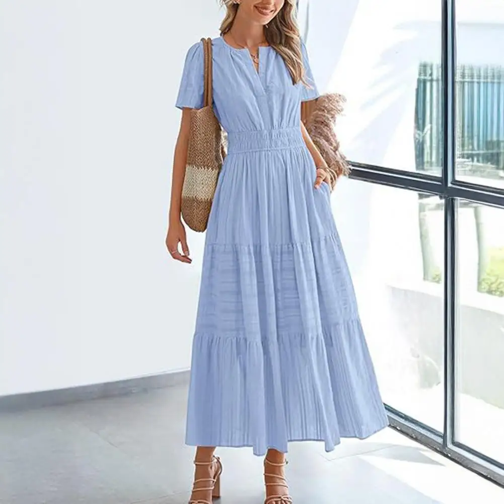 Sway Dress ชุดเดรสแม็กซี่เดรสคอวีหรูหราพร้อมเอวสม็อคฉัตร Flowy Design สําหรับผู้หญิงฤดูร้อนชุดเดรสยาวจีบสั้น