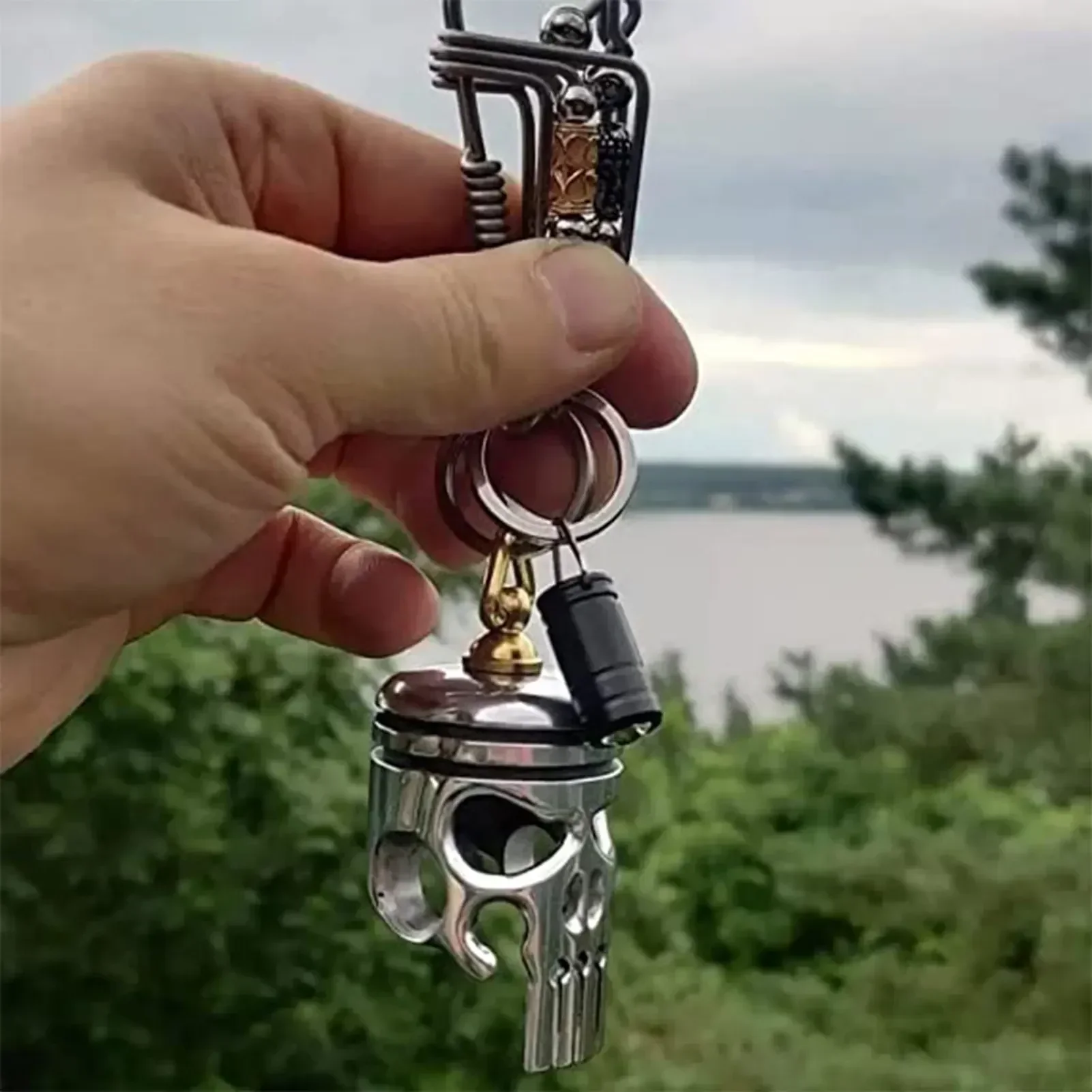 Durable Skull Keychains Piston Art Keychain Alloy Skeleton Key Chain Keyring With Flashlight And Bottle Opener Mini Pendant Car