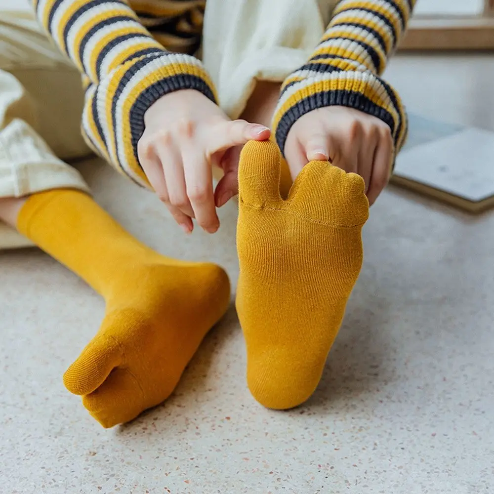 Solid Color Cotton Split Toe Socks Unisex Simple Comfortable Two-Toed Socks Japanese Harajuku Tabi Socks Couple Socks