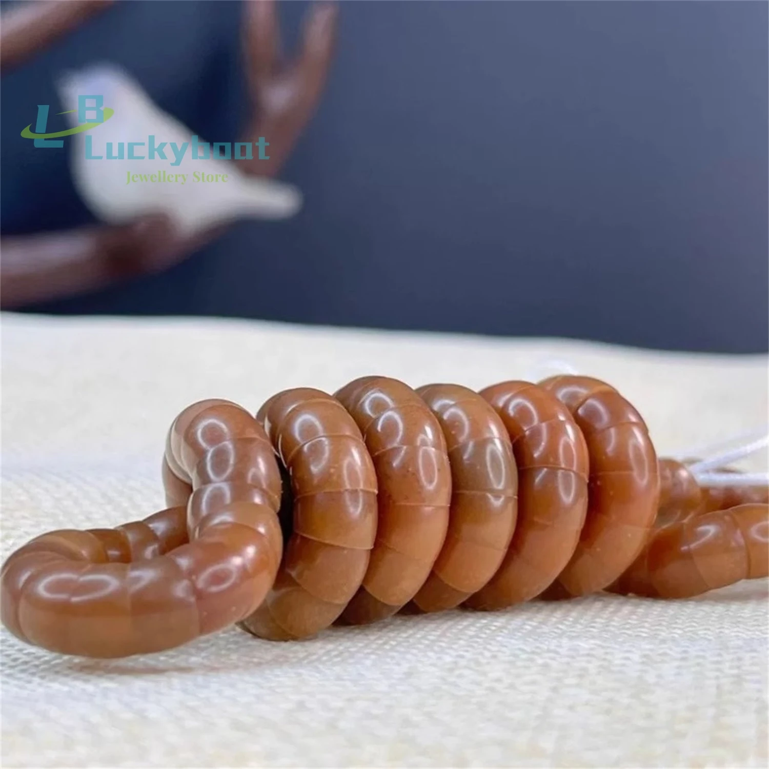 Natural and Original White Jade Bodhi Root Slant Cut Pig Large Intestine Long String Cultural and Playful Men's and Women's Brac