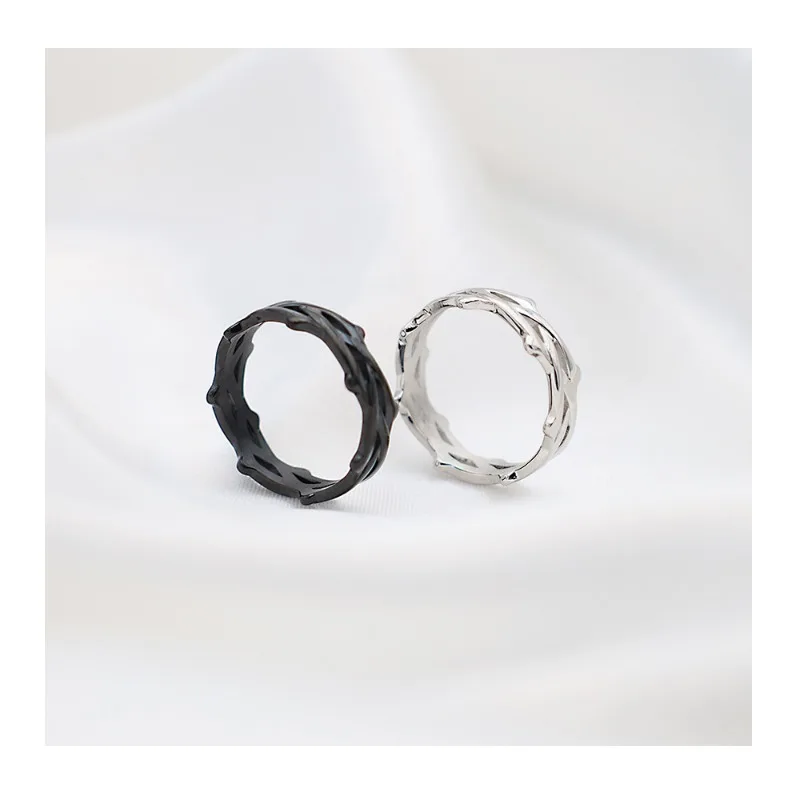 

New Bramble Vine Woven Titanium Steel Ring Niche Personalized Stainless Steel Ring Hand Jewelry