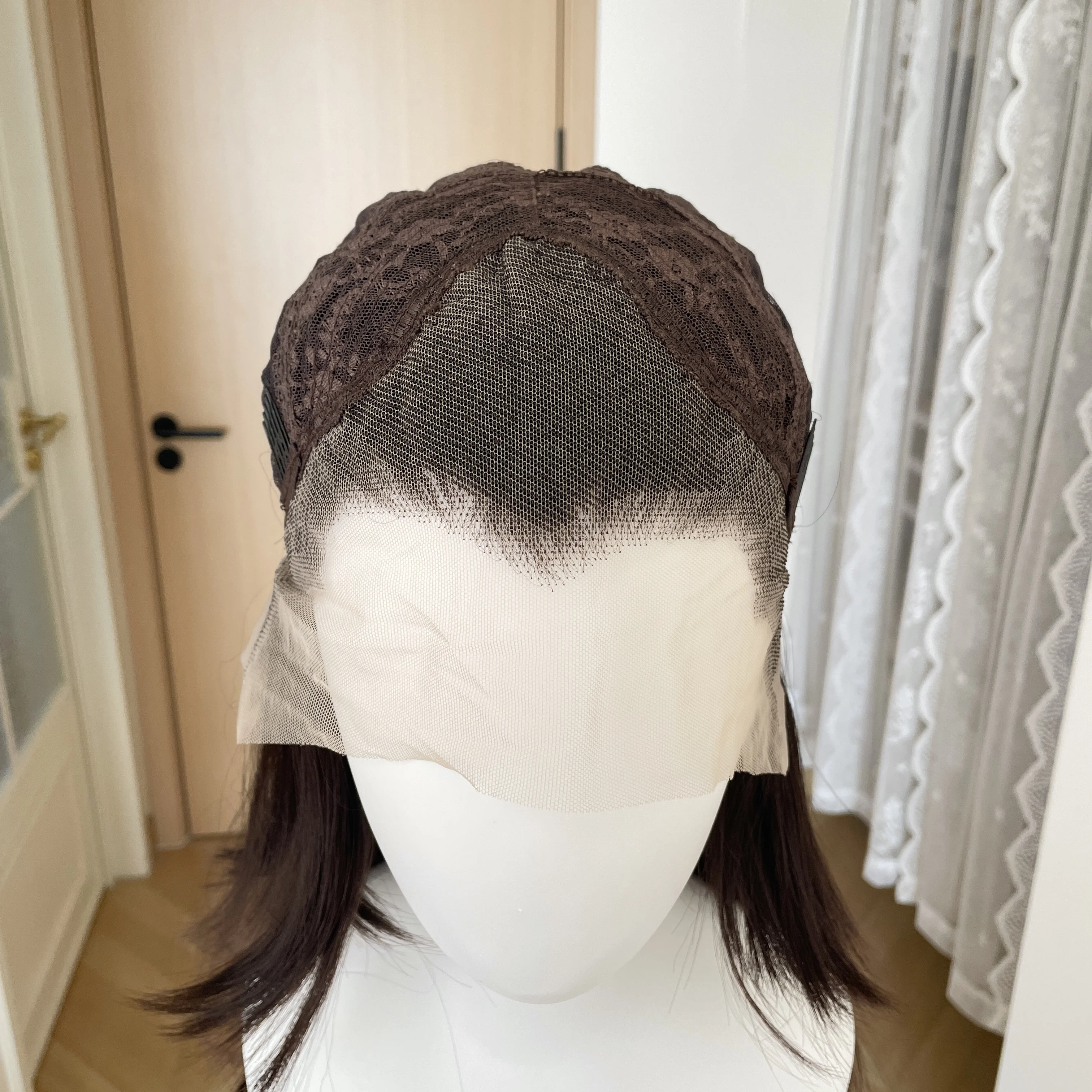 Dark Brown13x4 Synthetic Lace Front Wigs Women Widow‘s Peak Mullet Cosplay Shoulder Length Short Curly Wig Layers Ponytails 150%