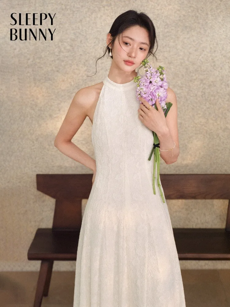 

Women Spring Elegant Flowy Maxi Dress Lady Halter Neck Sleeveless Fashionable Outfit Slim-Fit Long Skirt Gown Office Daily Wear