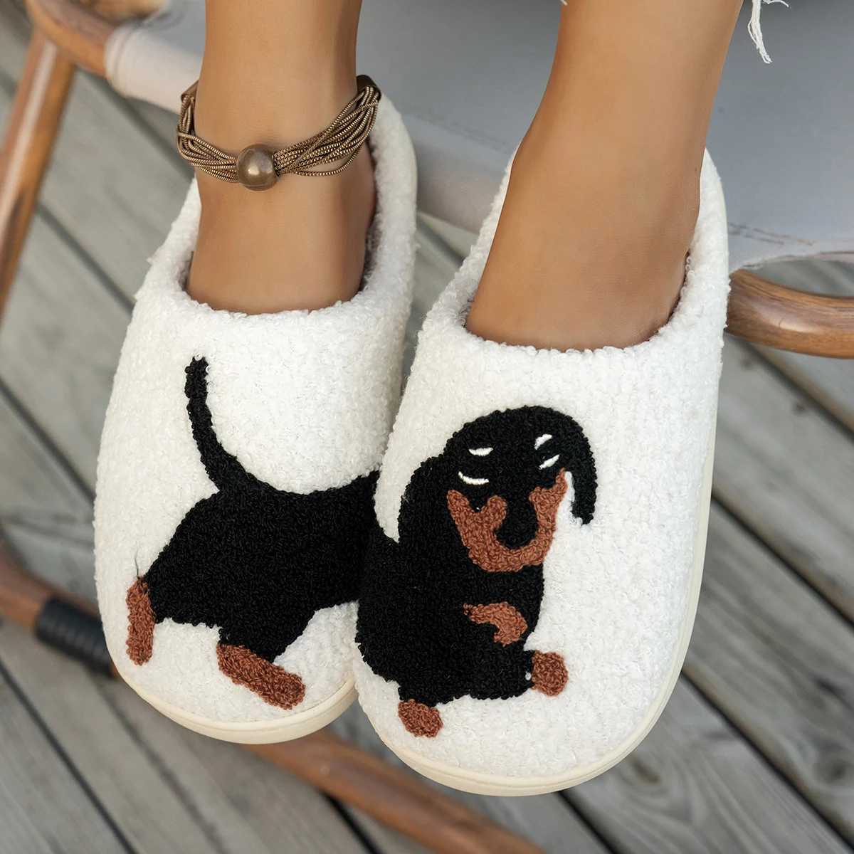 

Warm Cute Women's Bedroom Slippers Black Dog Cartoon Pattern Winter Indoor Soft Sole Comfy Casual Home Interesting Plush Shoes
