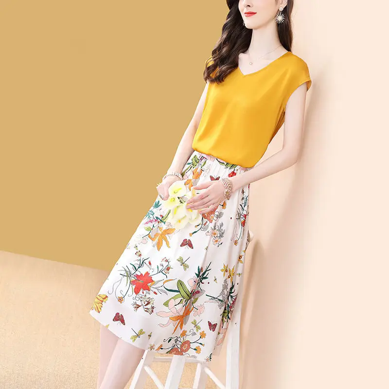 Retro Elegant 2 Piece Dress Set Women T-shirt Top + A-Line Floral Skirts Suit Two Piece Sets Office Lady Clothing Summer New2022