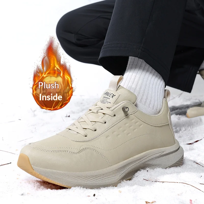 

Зимние хлопковые мужские туфли с широким носком, теплая и водонепроницаемая кожаная подошва с мягкой подошвой и эластичными кроссовками.