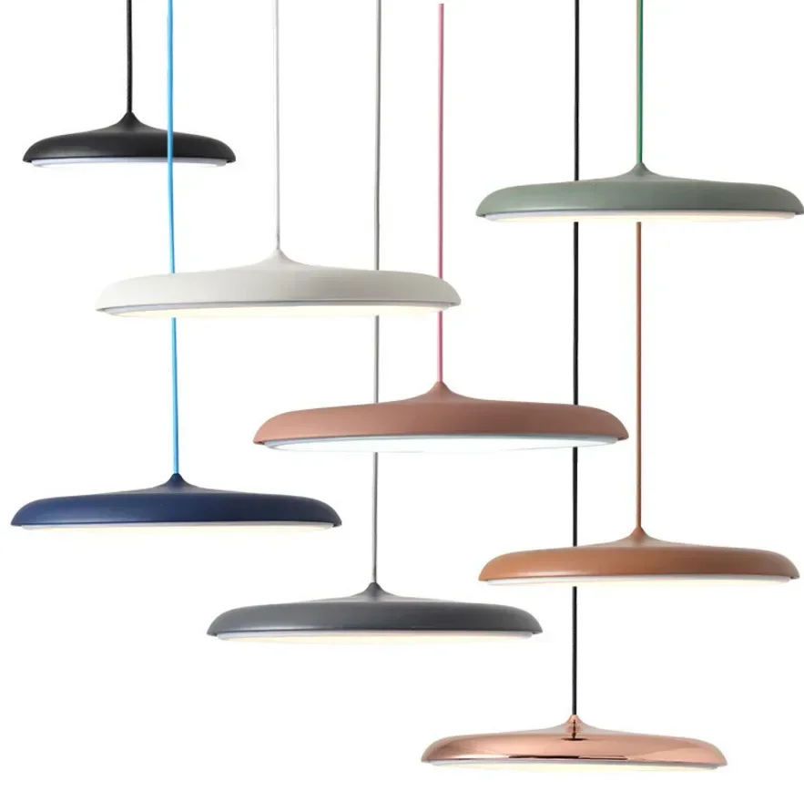 Lampe LED Suspendue au Design Nordique Moderne, Luminaire Décoratif d'Nik, en Métal et Fer, Idéal pour un Salon