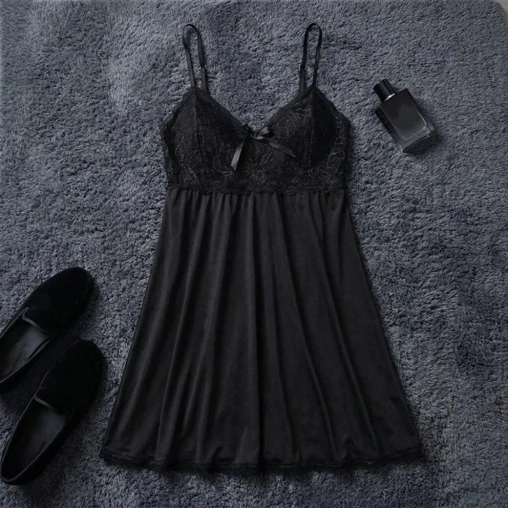 Thin Women's Lace Pajamas Dress V Neck Split Lace Suspender Nightdress Sleeveless Party Dress Lace Slim Sling Nightgown Hotel