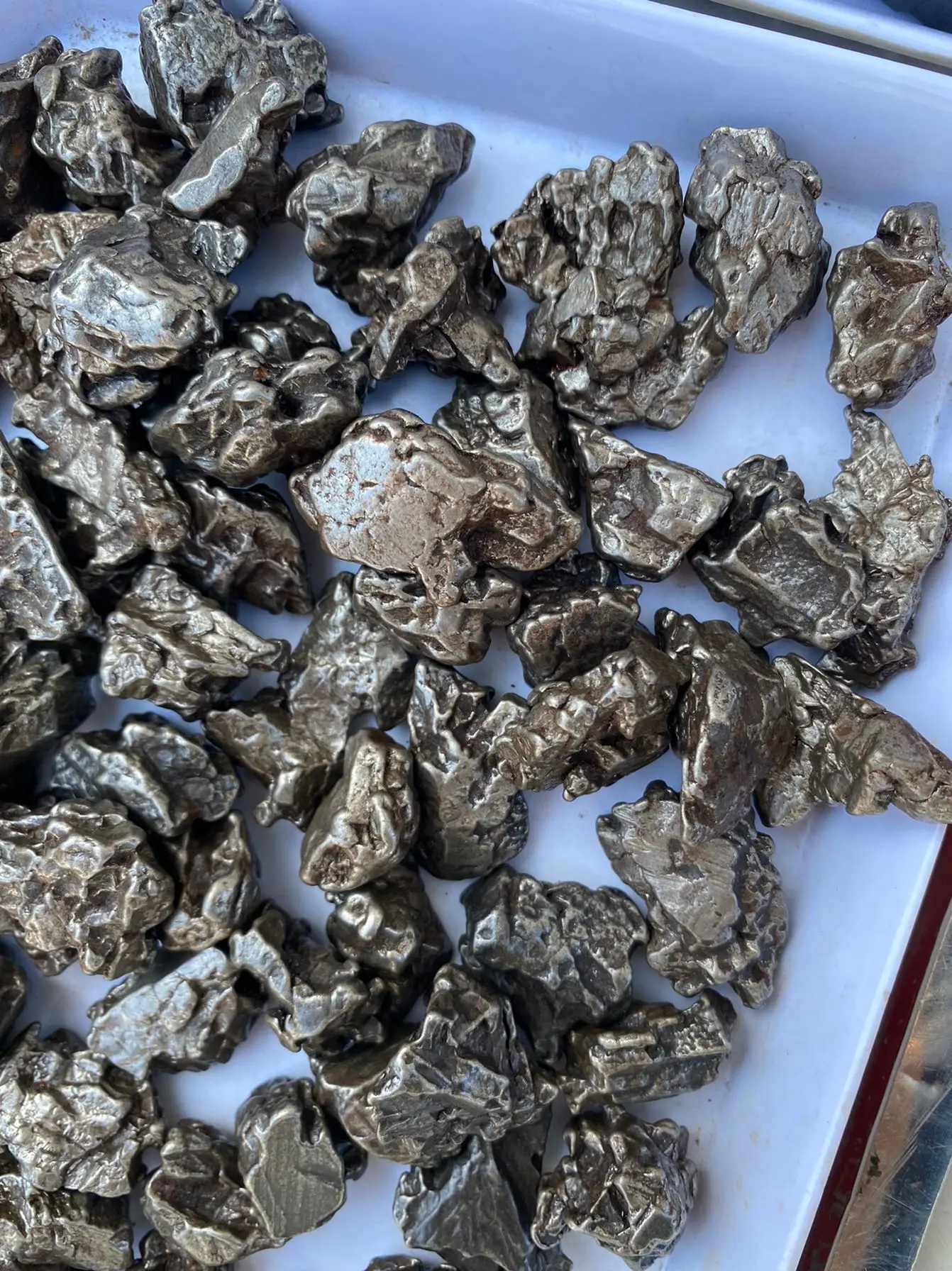 30gm  LOT OF CAMPO DEL CIELO METEORITE CRYSTALS 20-30 GMS IN SIZE JAL