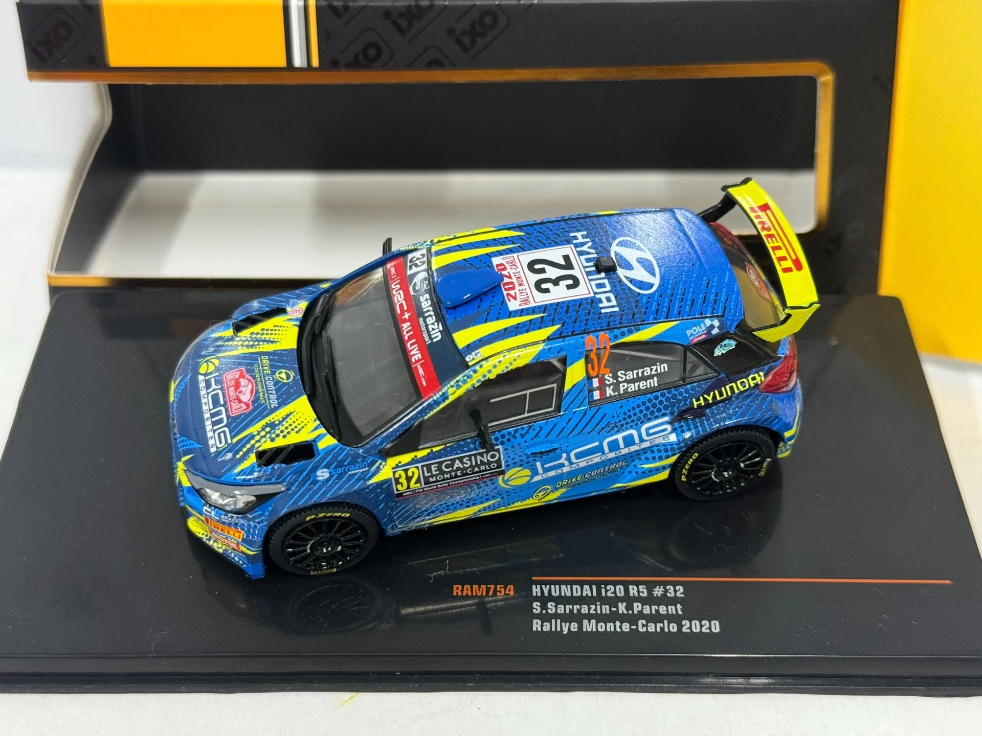 Diecast IXO Scala 1/43 Hyundai I20 R5 # 32 Ornamento per esposizione souvenir regalo giocattolo da collezione modello di auto in lega