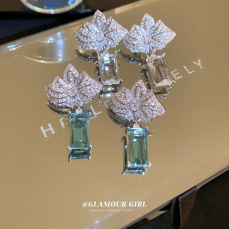 2023 Women Silver Needle Zircon Flower Square Earrings Fashion