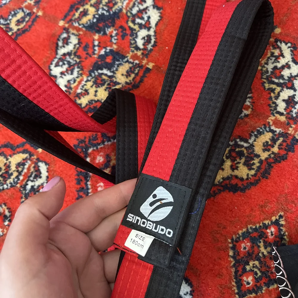 

10 Цветов Профессиональный WTF SINOBUDO Тхэквондо Пояс Каратэ Дзюдо Хлопок Двойной Обертывание равномерное Боевые Искусства Полоса Спортивный Пояс 1.8 м