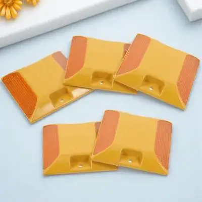 5 قطعة ترصيع الطريق علامات درب عاكسة الثقيلة البلاستيك أثار الرؤية الليلية الطريق السريع السلامة عاكسات الرصيف درب