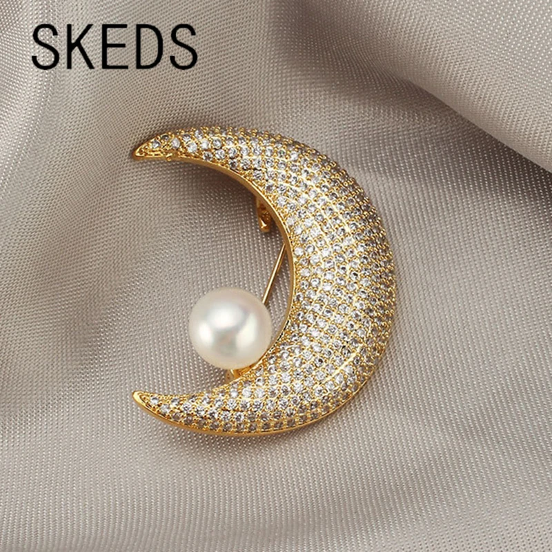 SKEDS Full Crystal Luxury Moon Pearl Badges Brooch Jewelry For Women Korean Style Fashion Elegant Party Corsage Lady Pins Gift