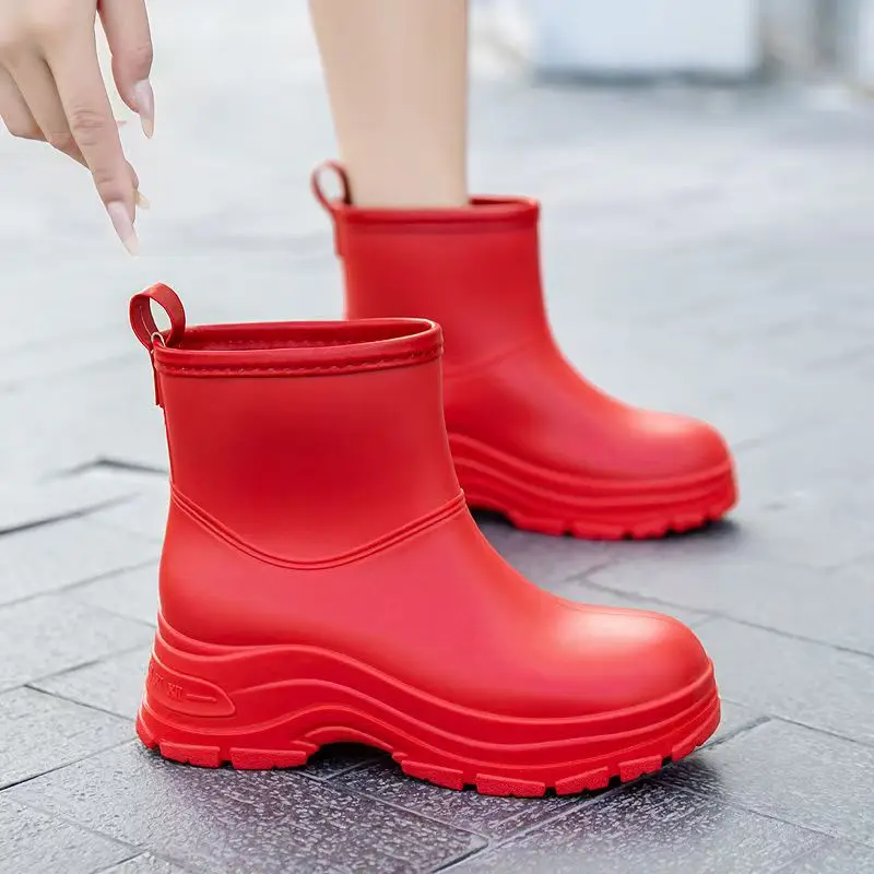 Quatro estações femininas novo sapato de chuva de cano alto deslizamento sola grossa antiderrapante impermeável destacável capa de algodão sapato de trabalho sapatos de água