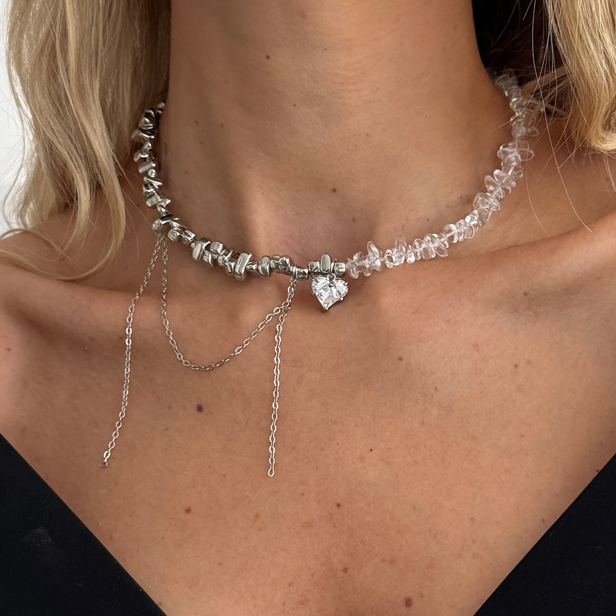 

SHIXIN Exquisite Sparkling Rhinestones Heart Shaped Pendant Necklace for Women Trendy Irregular Crystal Chain Choker Necklaces