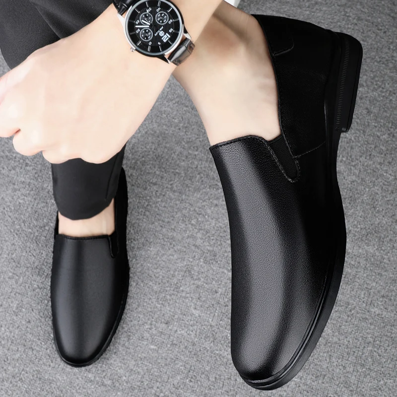 Genuine Leather Men Casual Shoes Luxury Brand Shoes Breathable Slip on Lazy Driving Shoes High-end offce fashion shoes