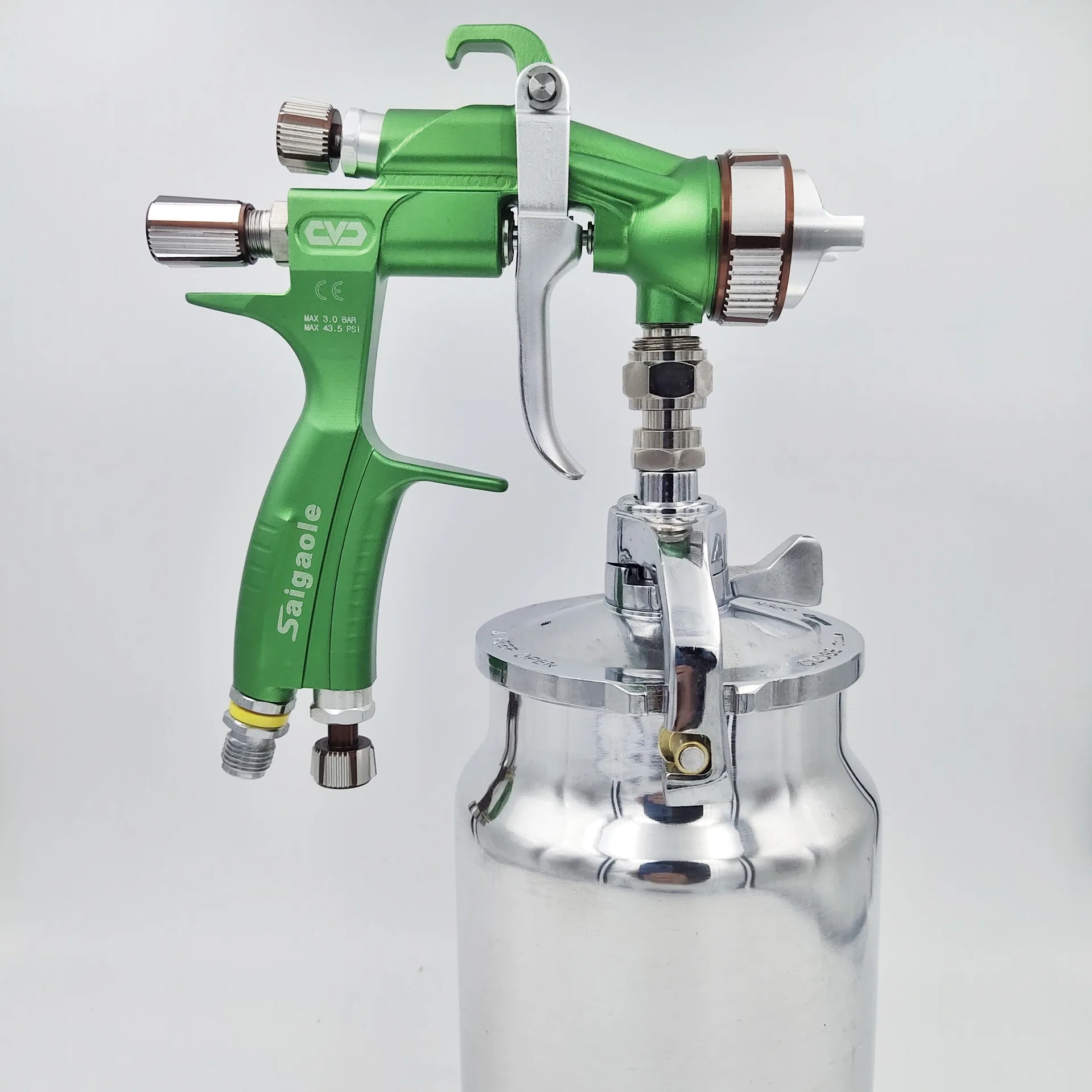 New Saigaole UVU Spray Gun Auto Topcoat High Atomization Paint Sheet Metal High End Spray Gun Nozzle 1.7mm Cup Capacity 1000ml