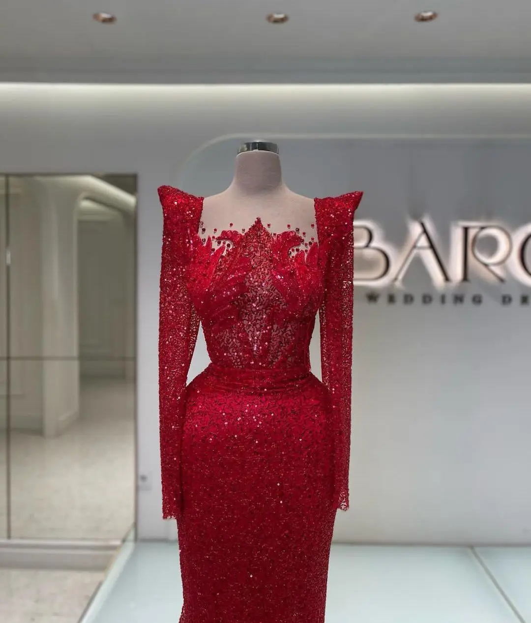 Red Evening Dresses Long Sleeves V Neck Portrait Sequins Appliques Beaded 3D Lace Beaded Prom Dresses Prom Dress Custom Made