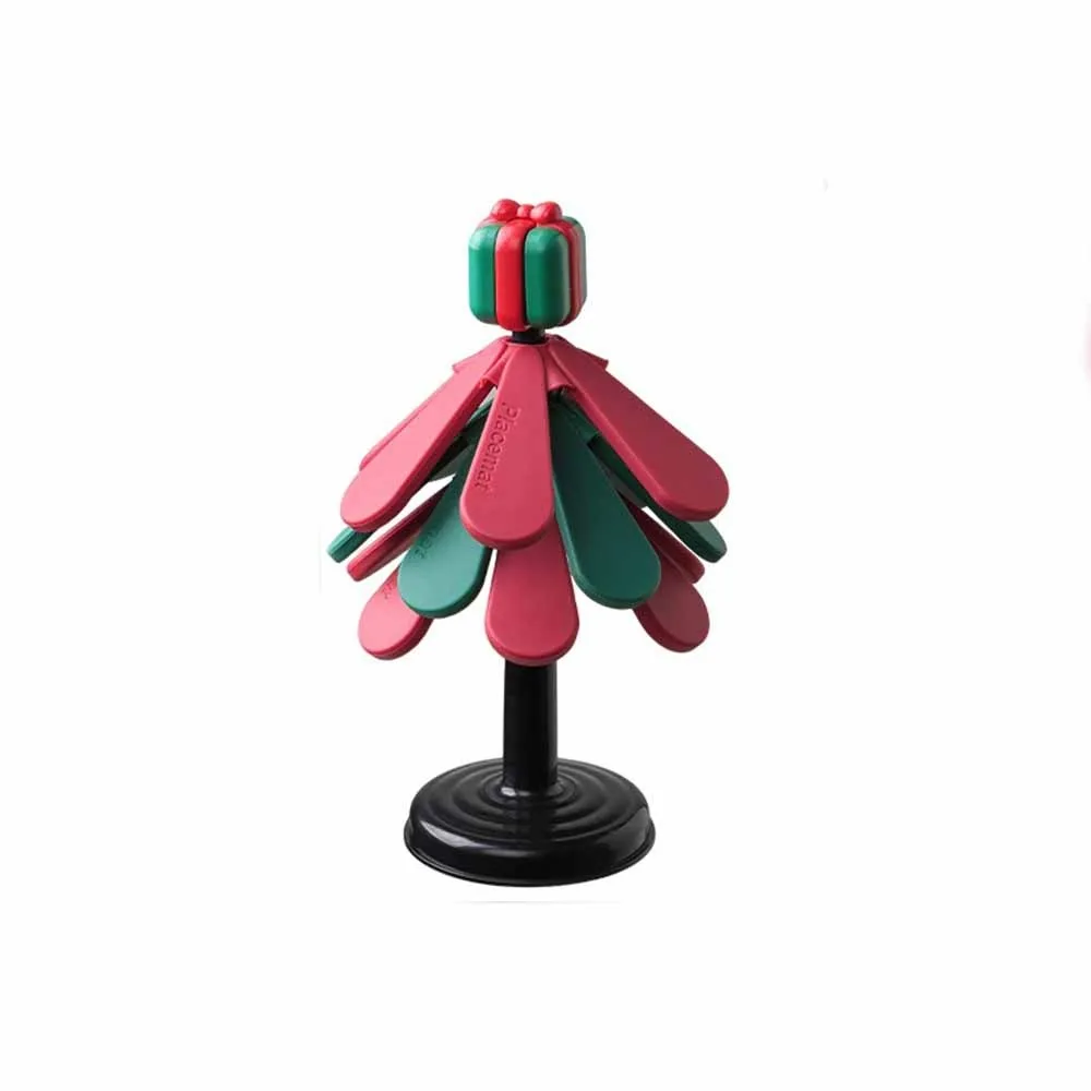 

Non-slip Silicone Insulation Pad Suction Cup Base Easy To Clean Christmas Tree Trivet Christmas Tree Shape Anti Scald