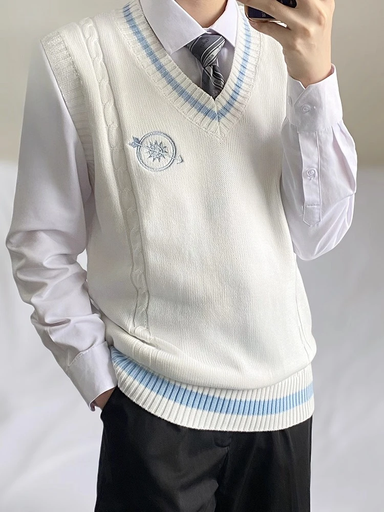 2025 Spring and Autumn New Japanese Style Men's Uniform V-neck Knitted Color-blocking College British Style White Loose Vest