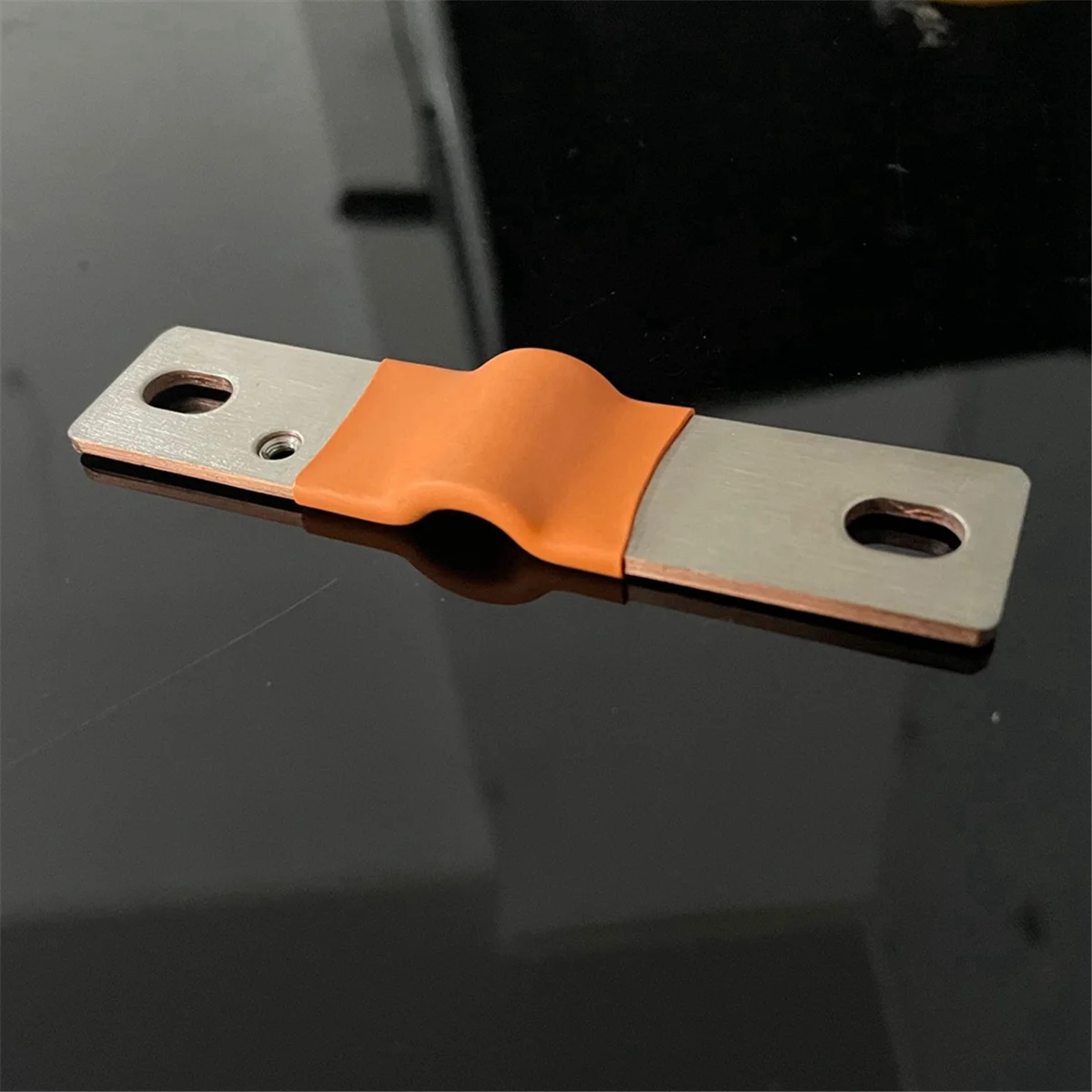 

A002 Разъем для шин Lifepo4 Гибкий медный разъем для аккумулятора 74 мм 3 мм для 280 Ач 320 Ач Lifepo4 Защита аккумулятора