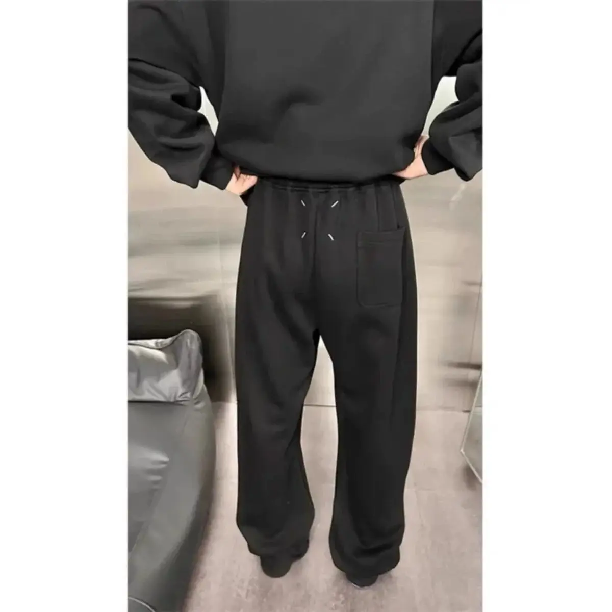 2024 Classic Quadrangle Embroidered Logo Solid Color Straight Sweatpants Men's and Women's