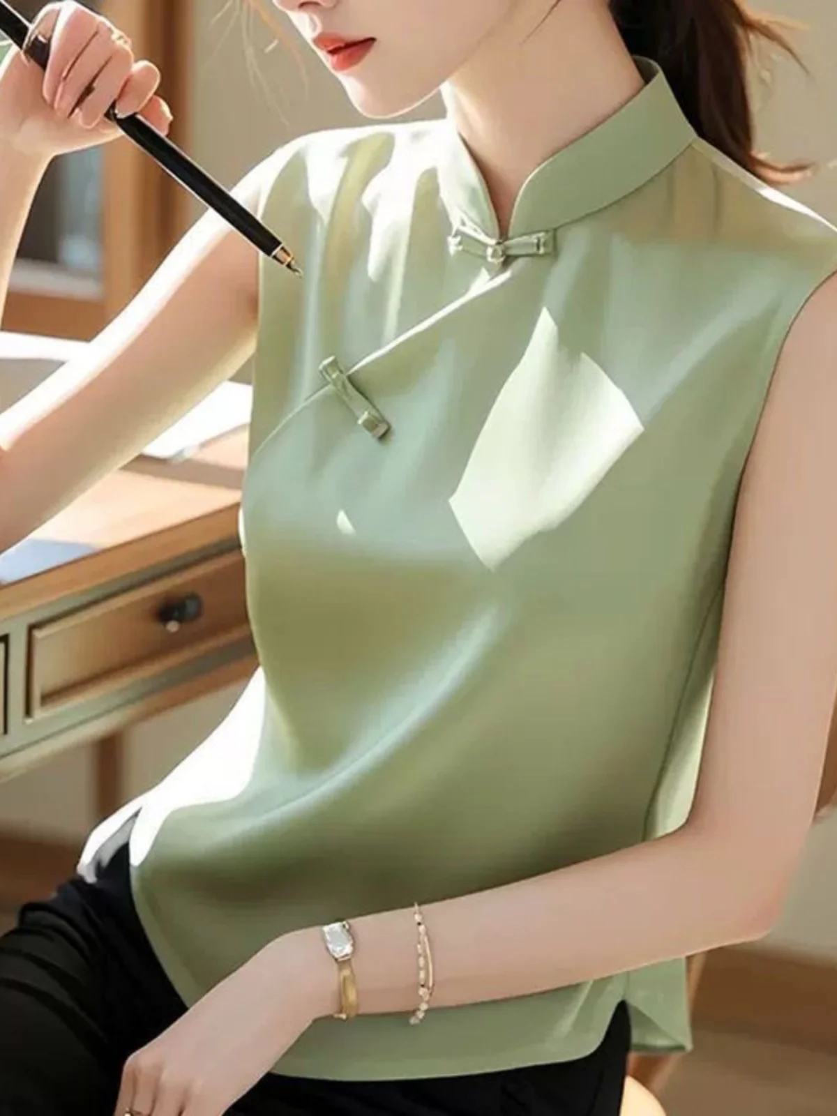 

Новый модный китайский шелковый женский топ Sle een Irt Svel свободного покроя, летний утягивающий топ для поездок на работу Sle ort Sve