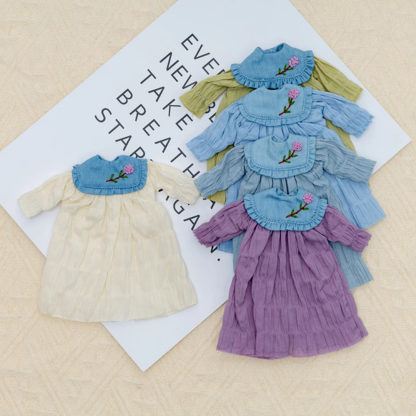 

Blythe doll clothes accessories, hand embroidered dresses, ob24 ob22 ob26 ozone doll clothes