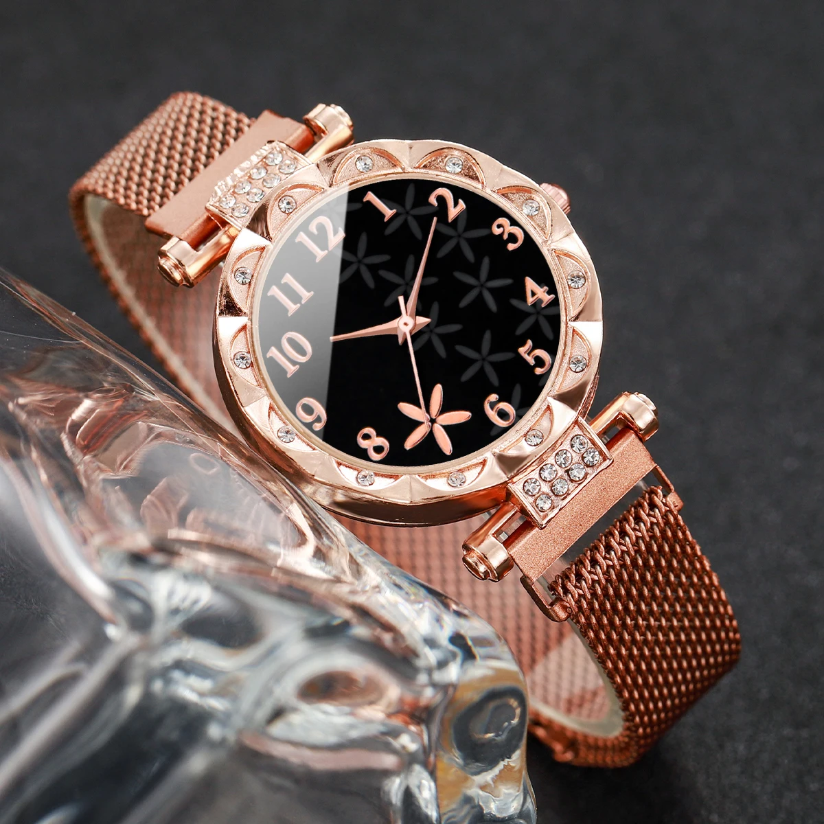 2PCS/Set Fashion Flower Dial Women\'s Watch Magnet Buckle Mesh Band Quartz Watches Star Bracelet Set(Without Box)