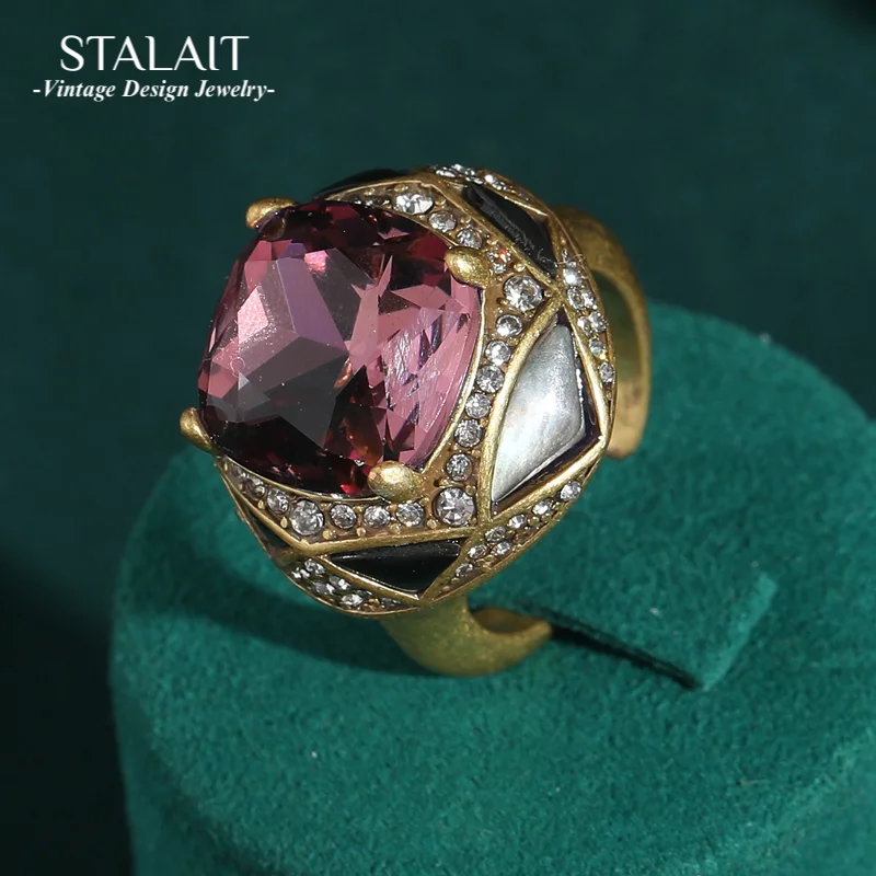 

Vintage Lion Purple Crystal Rings For Woman Antique Gold Color Engagement Rhinestone Accessories Luxury Quality Bohemian Jewelry