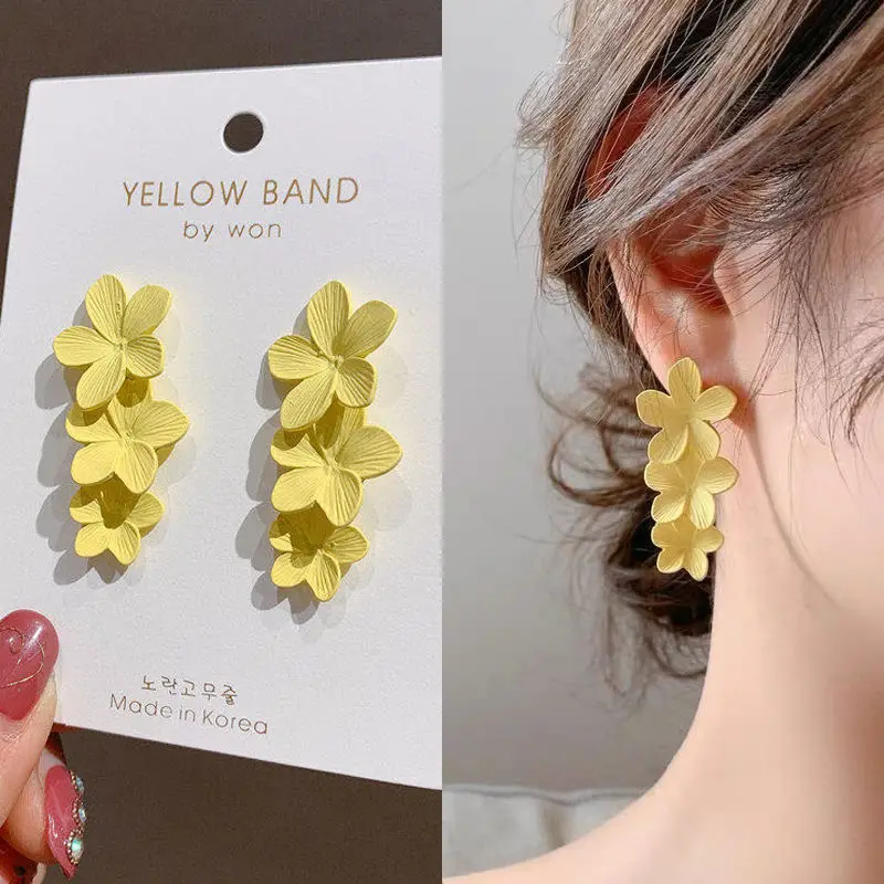 Boho três camadas flor pendurar brincos para as mulheres verão doce coreano amarelo cor branca dupla camadas brinco jóias pendientes