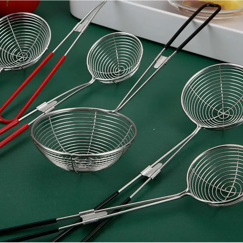 Family Stainless Steel Colander Sieve,Wire Skimmer Spoon with Handle for Hot Pot Eating