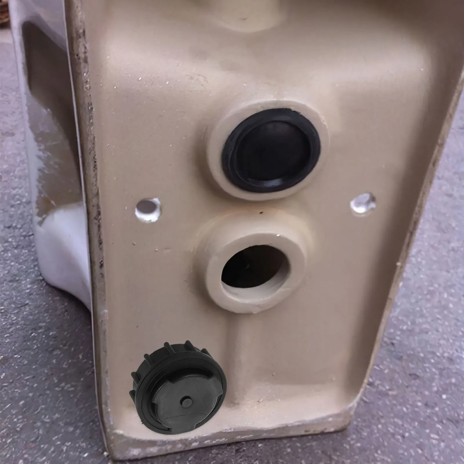 

Universal Trash Can Stopper 660L Leak Proof Drain Plug Outdoor Bin Bottom Hole Cover Weather Resistant Easy Install Waste