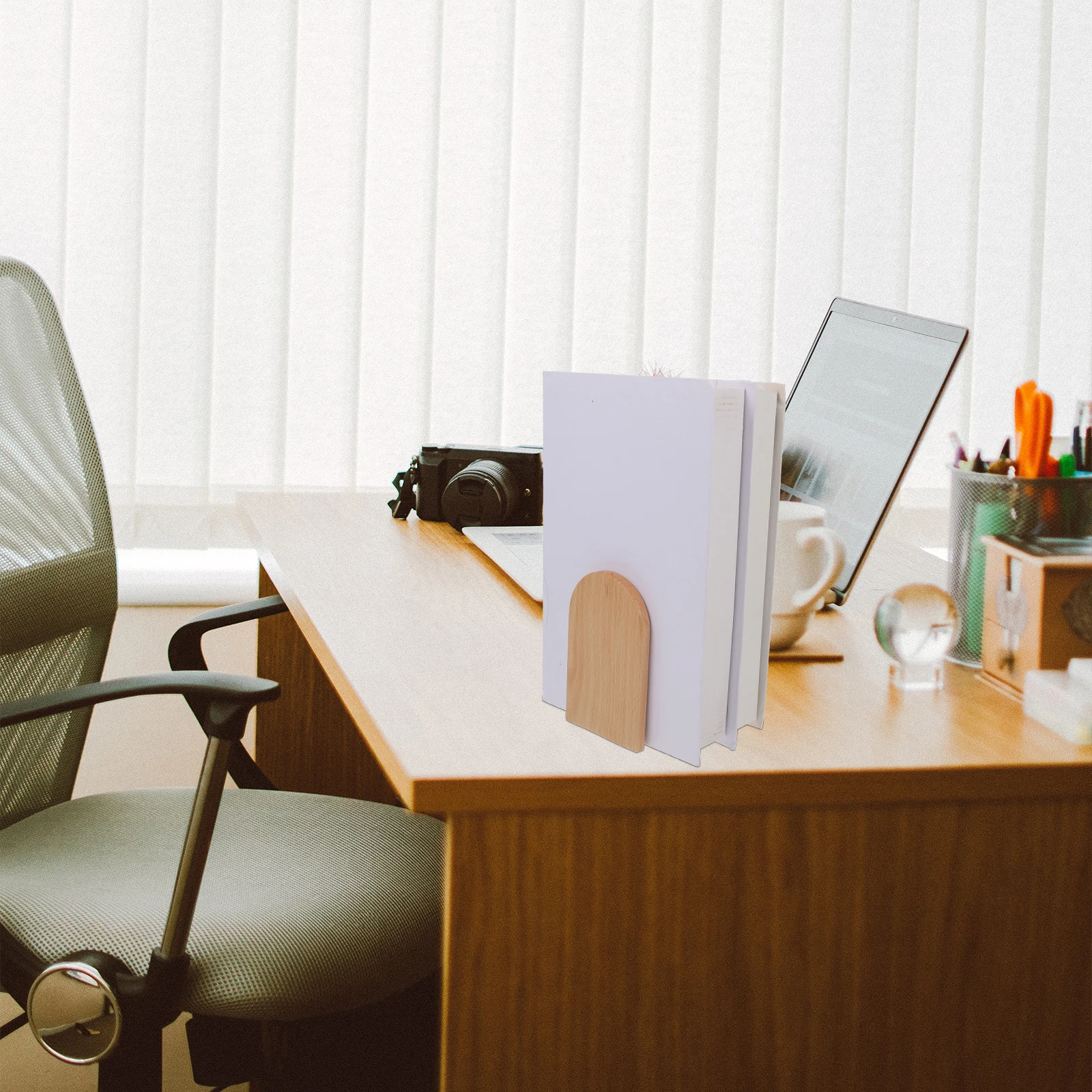 Wooden Bookend Rack for Reading Office Desk Desktop Stands Strong Iron Wood Material Storage Organization Books Files