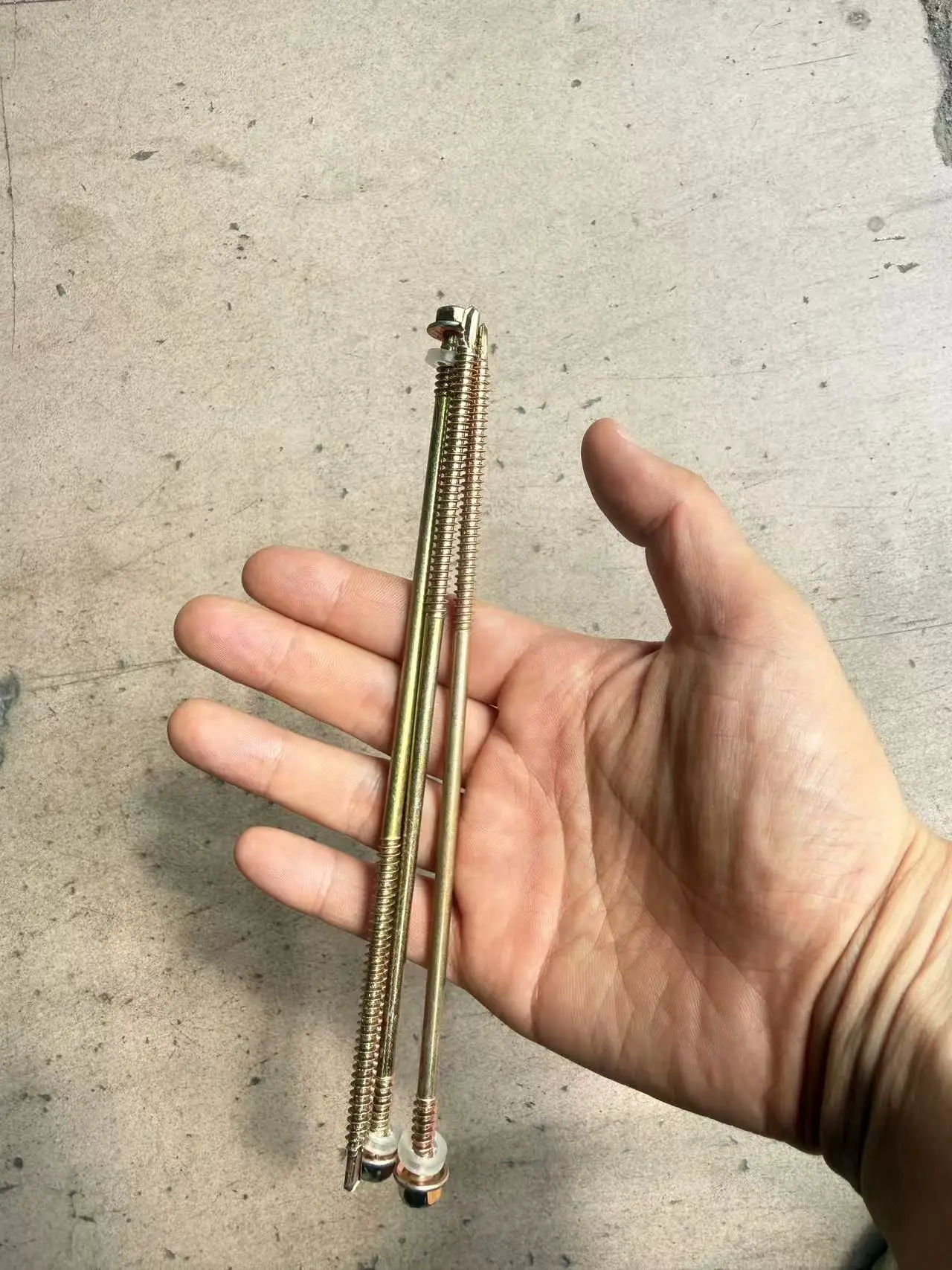 150 mm/200 mm Long Hex  Head Self Drilling Screws for Steel Roofing Metal Sheet Construction Fixing