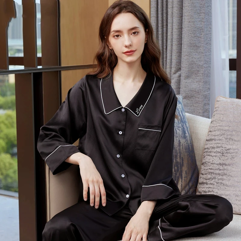 Classic Luxury Silk Pajamas Nightwear Women's 100% Mulberry Silk Long Sleeve Top & Pants Pajama Set Sleepwear for Spring & Fall
