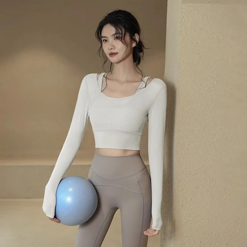 بالإضافة إلى حجم المرأة الرياضية الأعلى تنفس اللياقة البدنية طويلة الأكمام ملابس اليوغا التخسيس فتاة السمين ضيق للخريف