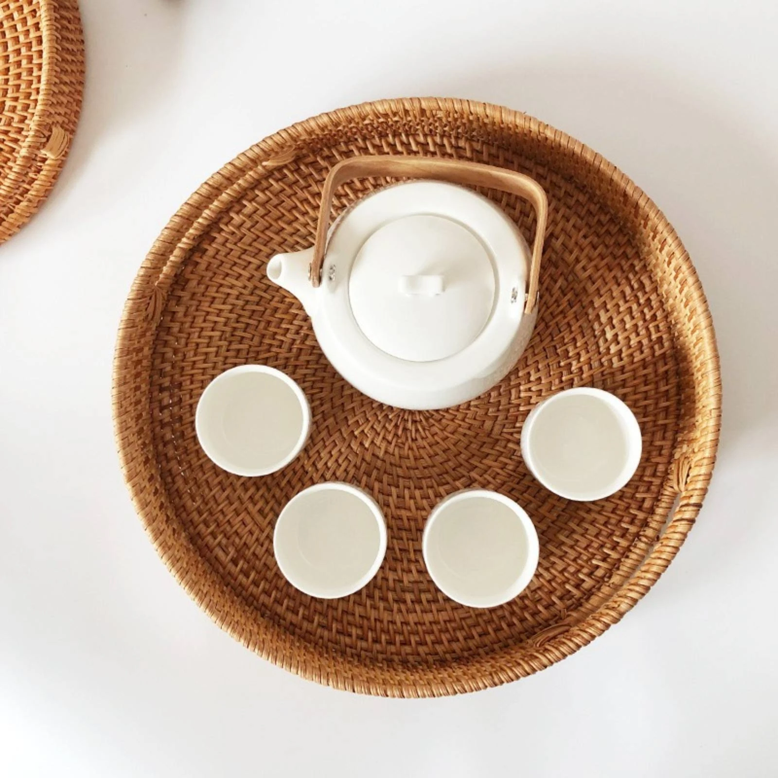 2 Pieces Rattan Tray with Handles Easy to Carry Round Rattan Serving Tray Rustic Decorative for Hosts, Tea Service
