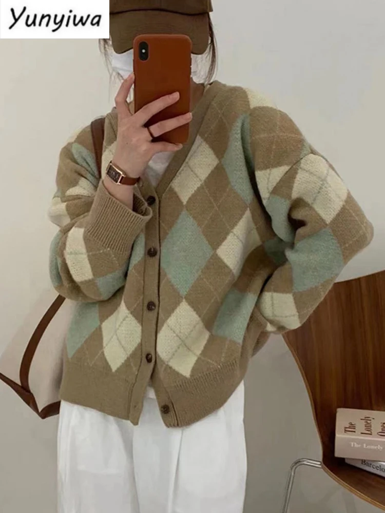 Knitted Cardigan Women's Sweater Spring and Autumn 20 New Diamond Check Loose Long Sleeve Caseeve Warm Tops Coat