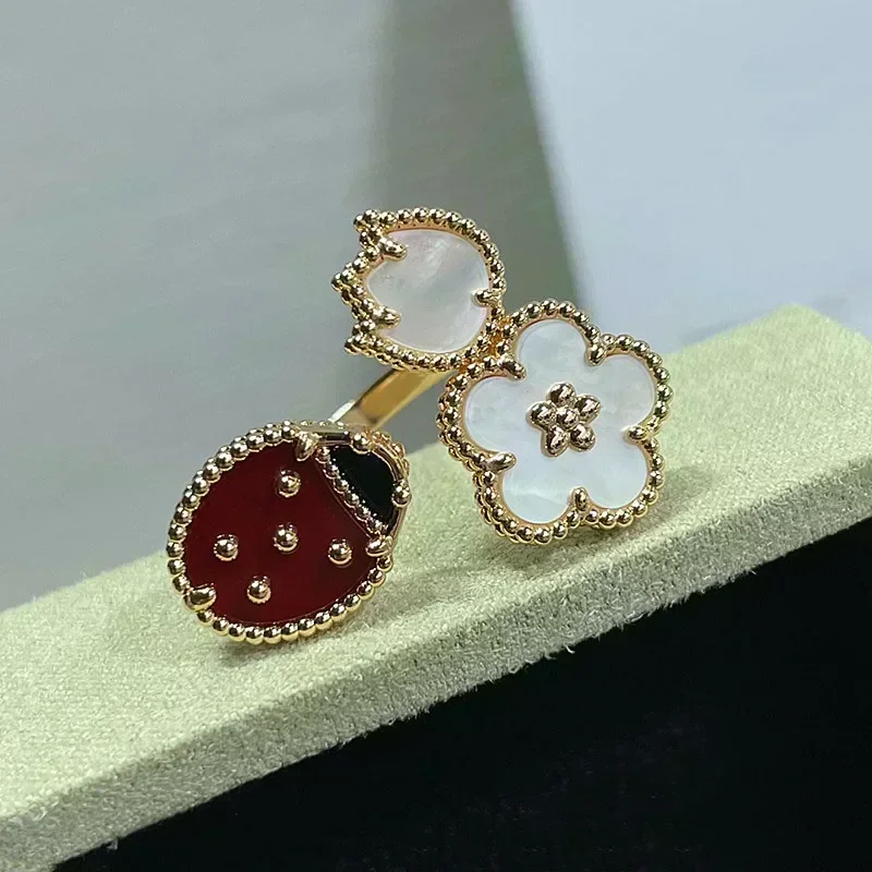 ES  2024 New Hot Fashion simple Rose Gold spring Ladybug ring Ladies lovely temperament luxury brand jewelry party gift