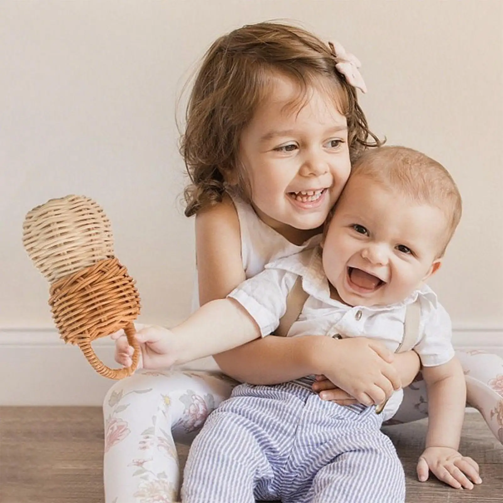 Grzechotka dla niemowląt, rattanowa grzechotka do ręki dla chłopca i dziewczynki, naturalna, bezpieczna, dzwonek do ręki, zabawka sensoryczna wspomagająca rozwój, do zabawy w domu, na łóżeczko, na Wielkanoc.