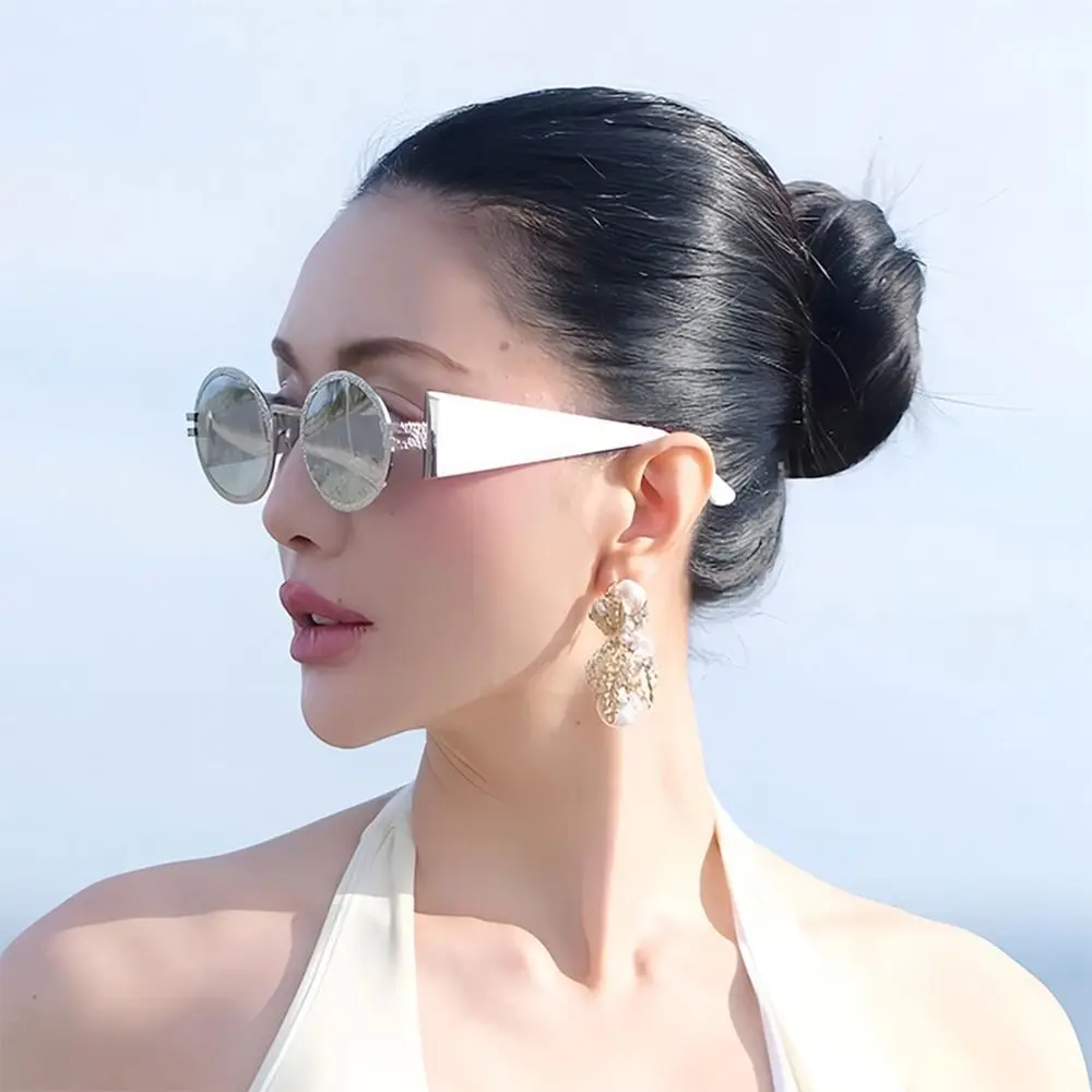 

Trendy Round Punk Sunglasses Oval Retro Hip Hop Shades UV Protection Travel Streetwear Eyewear for Women & Men