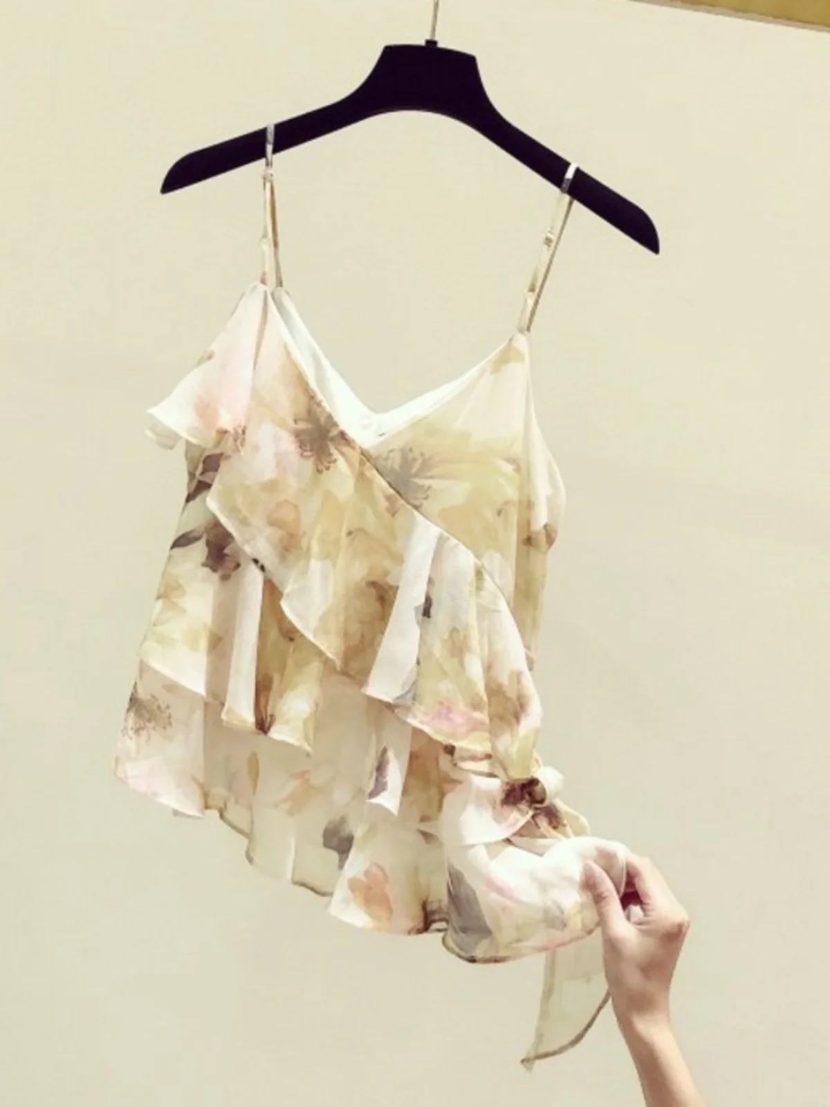 2024 Summer New Korean Style Fashionable Floral Irregular Ruffled Camisole Women's Casual Design Top