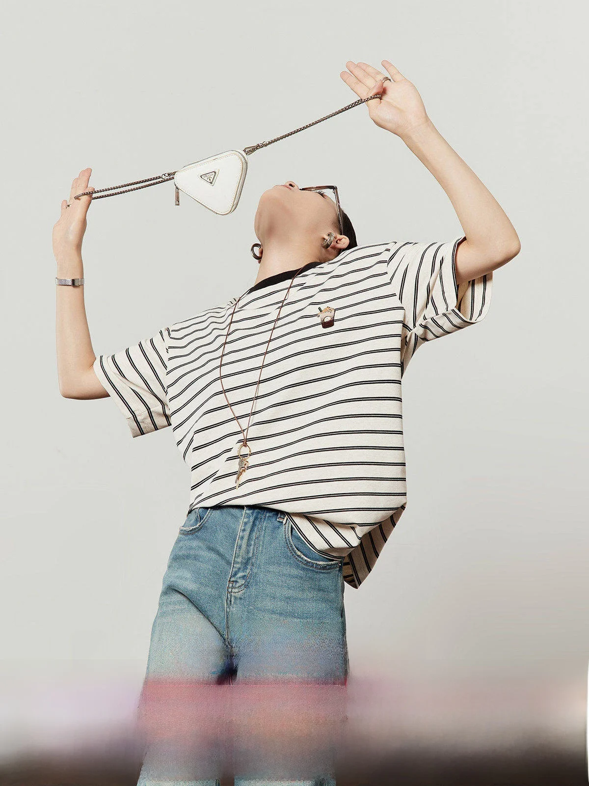 

Women's Stripe Print T-irt ort Sve Loose Fit Summer Faionable Versatile Top round Ne Classic Pattern Casual Wear