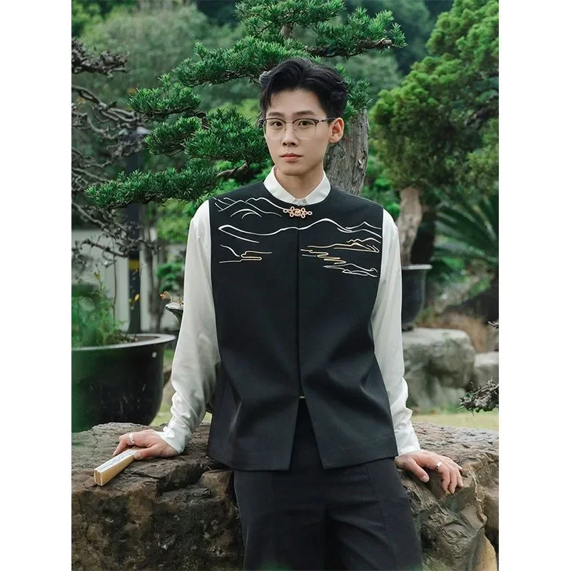 

Новый жилет с пейзажной вышивкой в китайском стиле для мальчиков, комплект из трех предметов в китайском стиле, новая летняя модная пара с металлической пряжкой