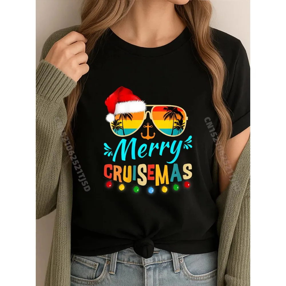 

Women Merry Christmas 2025 Christmas Santa Reindeer Cruise Clothing Men and Women Harajuku T-shirts Comfortable Soft Cotton