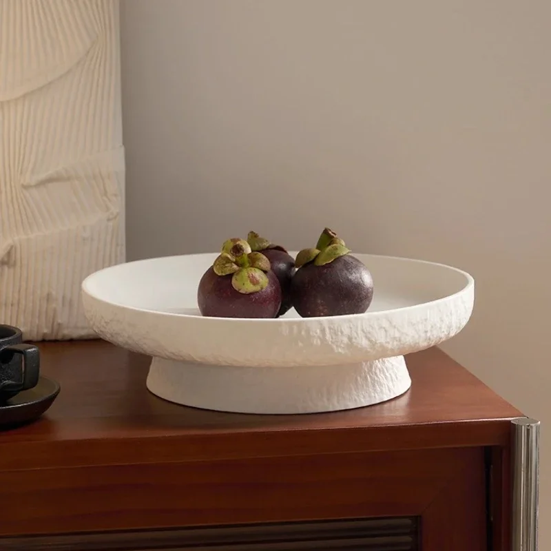 

White high-value fruit plate, light luxury high-end candy plate in the living room, and snack plate in the front desk.