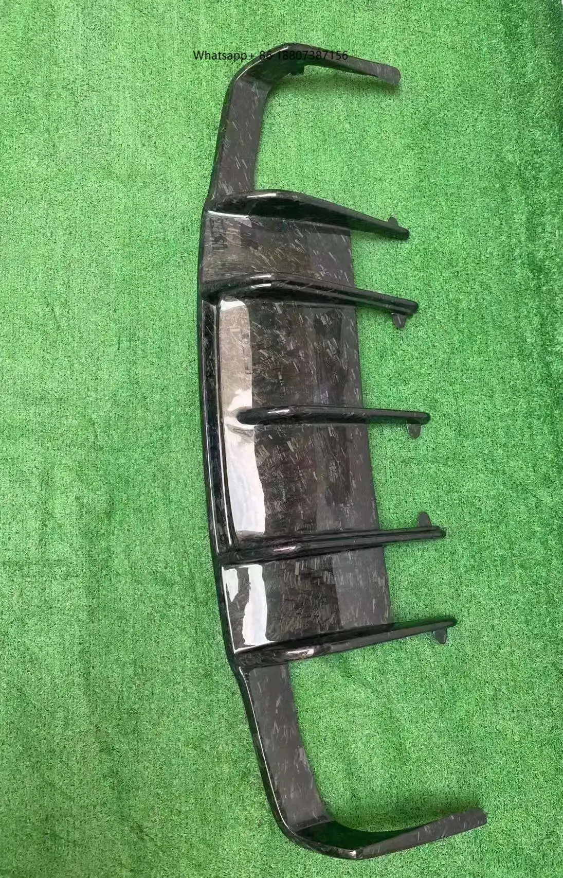 

Forged Carbon Fiber CLS63 R Style Rear Bumper Lip for CLS Class W218 Facelift Rear Diffuser 12-18years